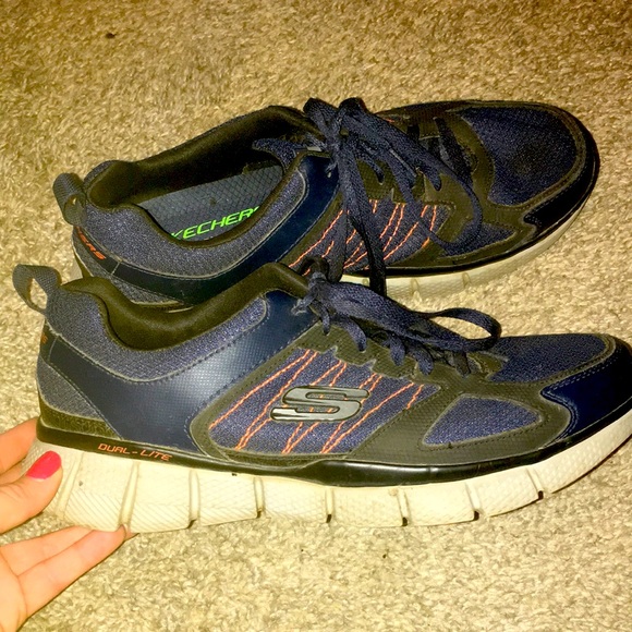 Skechers! 🔥 - Picture 2 of 6